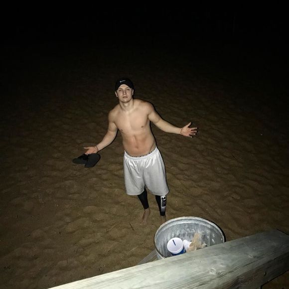 Meet your Posher, Brandon - Picture 1 of 1